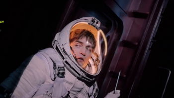  Mickey 17 2025 screenshot