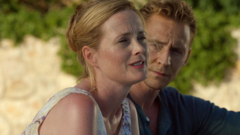  The Night Manager 2016 screenshot