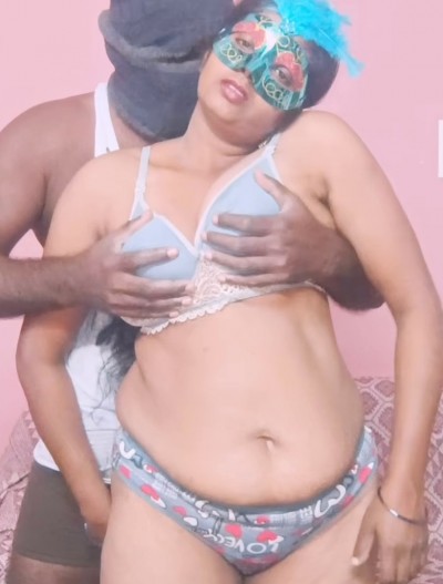 Desi Housewife Fucking Boyfriend (2025) App Conntent Hindi Short Video 720p HDRip x264 AAC 300MB Download